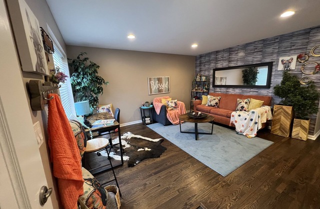 Spacious Home| Pet Friendly| Ideal for Long Stays