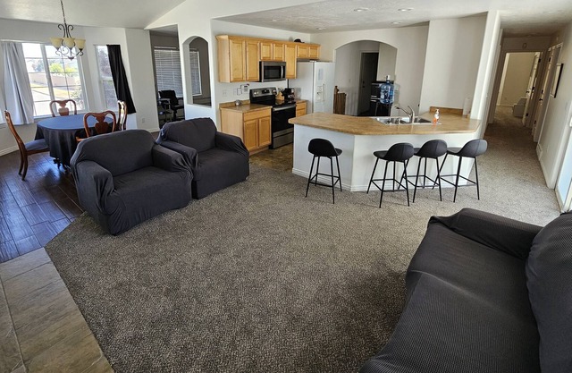Spacious Home Near Salt Lake City Airport