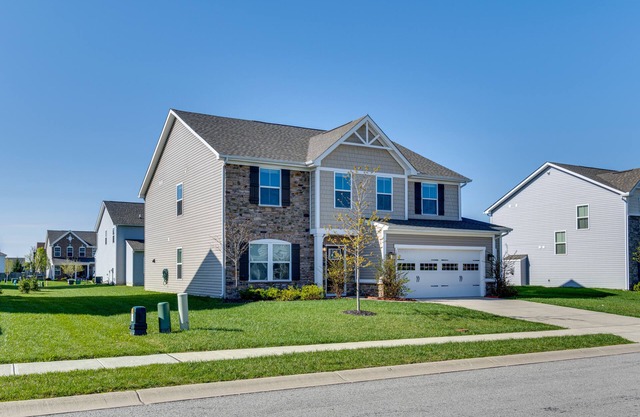 Spacious Home w/ Fireplace - Near Golf!