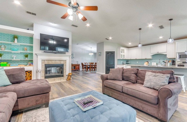 Spacious Home w/ Sunroom, 15 Mi to Pensacola!