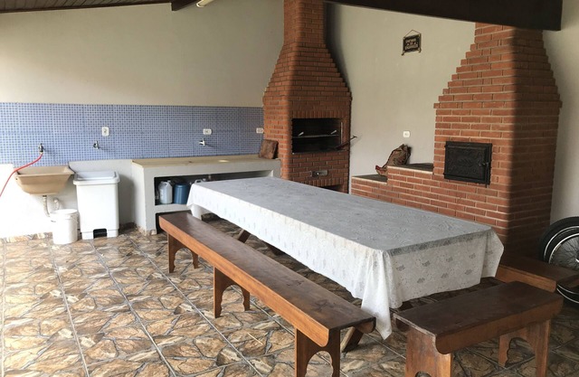 Maison spacieuse à 50 mètres de la plage avec wifi et chambres climatisées