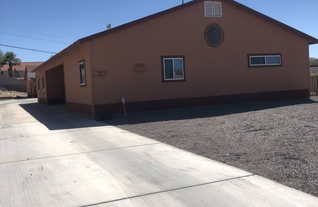 Maison spacieuse près de Laughlin, du lac et de la rivière - beaucoup de stationnement