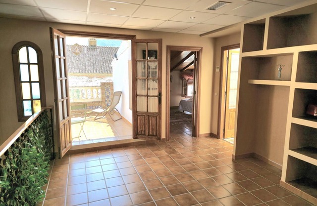 Maison spacieuse à Carratraca avec WiFi et climatisation