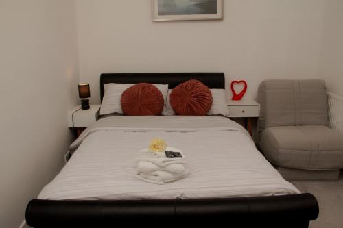 Spacious House, Near Haigh Woodland Park, Wifi, Parking