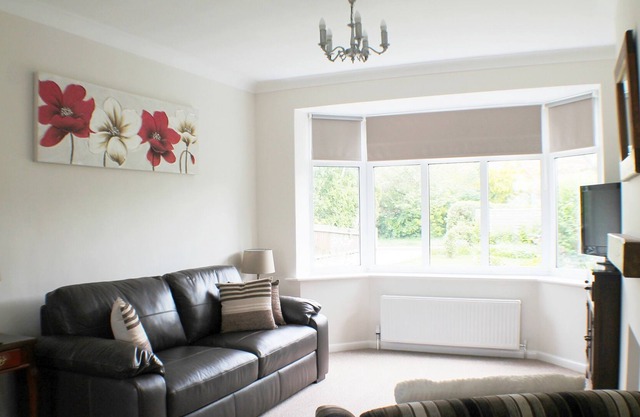 Spacious House on the edge of the Peak District National Park