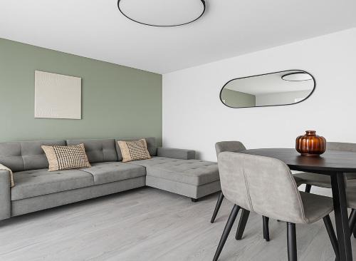 Spacious House with Garden