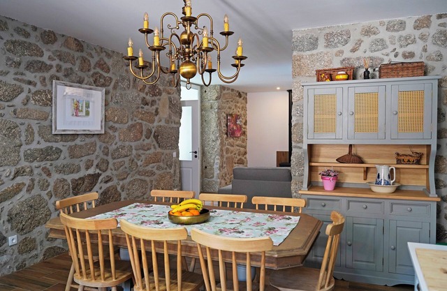 Spacious house with private pool in the heart of nature. To recharge your batteries.
