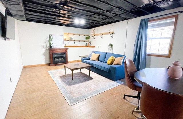 Spacious industrial basement mins to post.