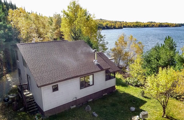 Famille et les animaux 2 chambre cabine nord-est de Ely 1 Mile de la BWCA