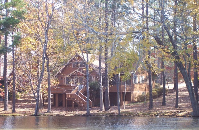 Chalet spacieux au bord du lac près des jardins de Callaway (1 mile) et Roosevelt State Park