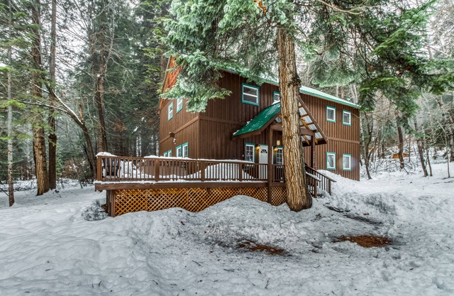 Nouvelle liste! Lodge spacieux avec bain à remous et terrasse enveloppante - près du lac Wenatchee