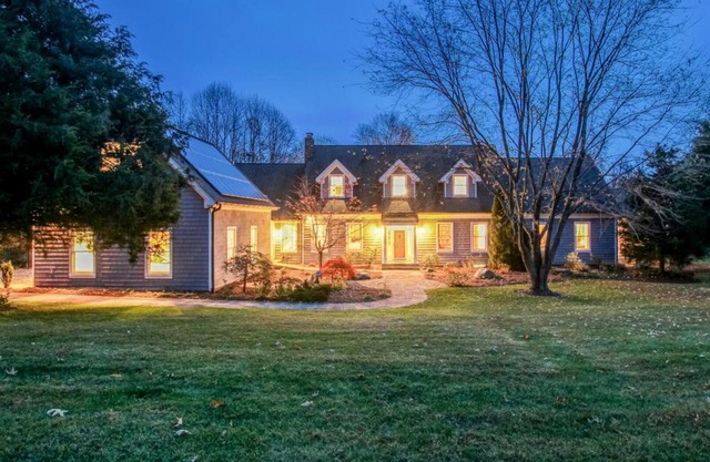 Spacious Luxury 6 BR Home, Sleeps 20, Pool privé, Dans la nature, Pratique pour DC