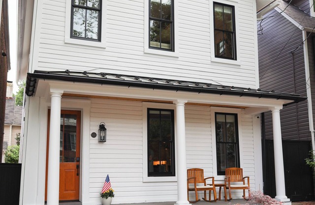 Spacious luxury home in charming Downtown Chestertown/Pets Welcome/Free Wifi