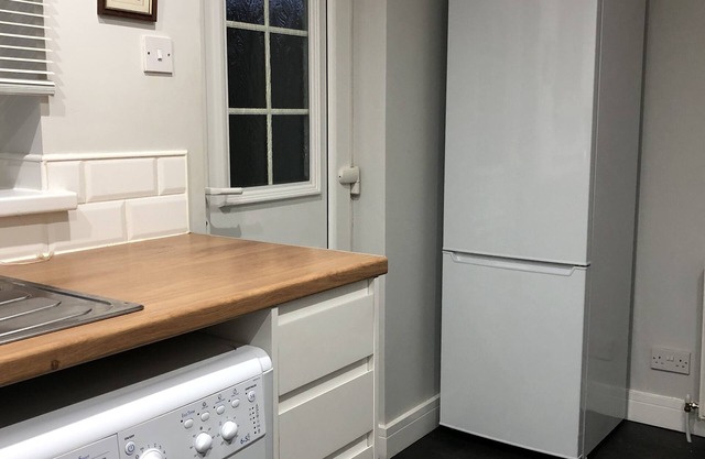 Spacieuse maison moderne de 2 chambres dans un quartier calme