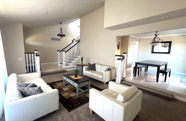 Spacious & Modern Executive Home in Foster City with lightening fast WiFi.