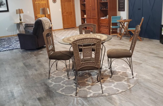Spacious place w/ outside kitchen. Close to the Apple River and so much more.