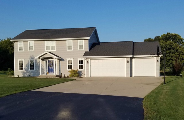 Maison privée spacieuse avec accès rapide à EAA