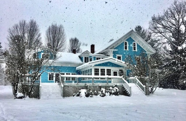 Penthouse rustique privé spacieux près de Stowe