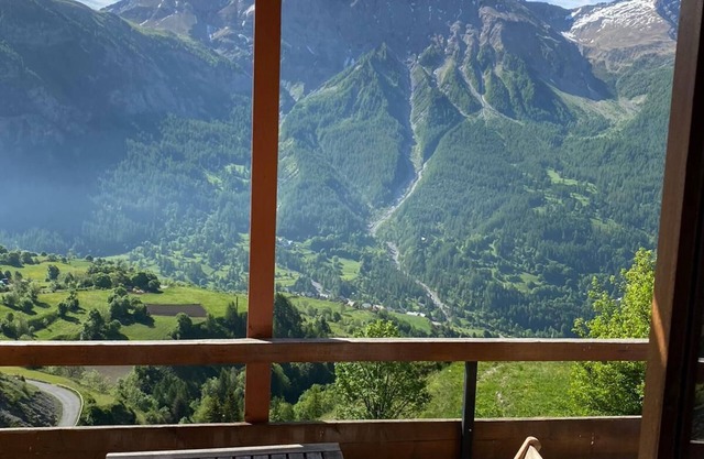 Appartementspacieux, calme avec vue exceptionnelle