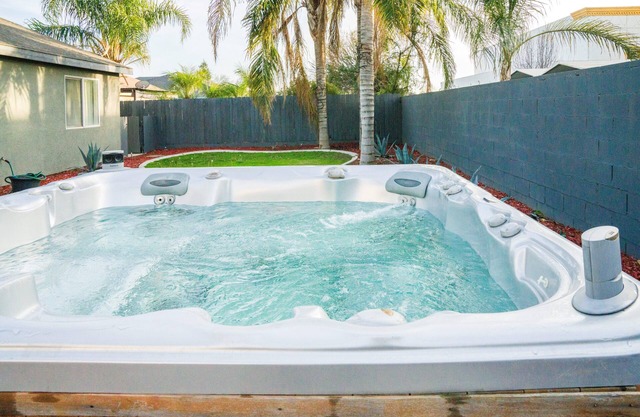 Spacious Remodeled Home with Private Hot Tub
