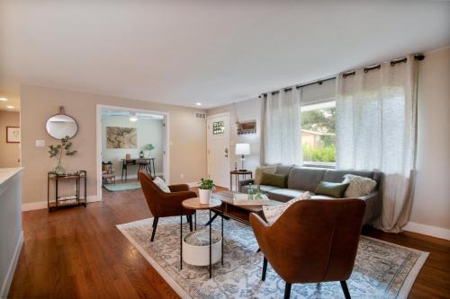 Spacious Retreat Ensuite Bedrooms Large Yard