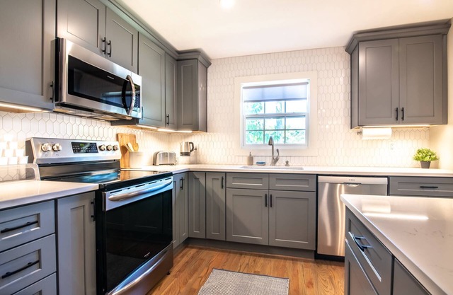 Spacious Retreat for All | Birmingham Getaway with Ping Pong Fun