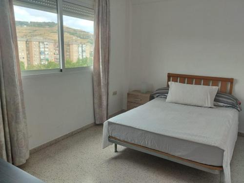 Spacious room with private key and WIFI