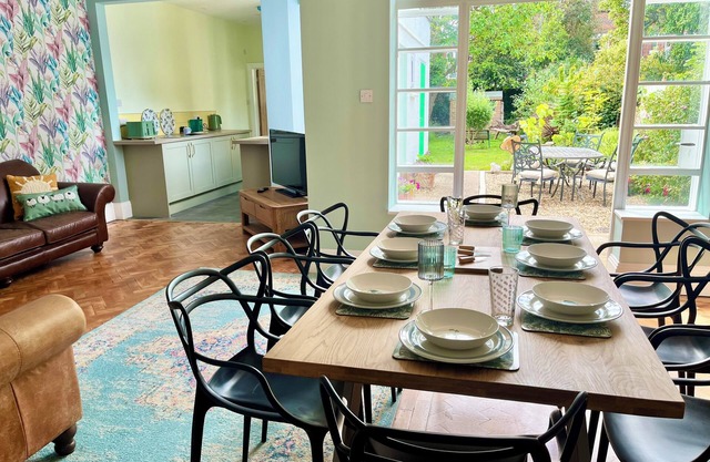 Spacious semi-detached Southsea House