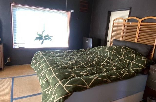 Spacious shared house with health sauna, fitness room, Netflix and WiFi.
