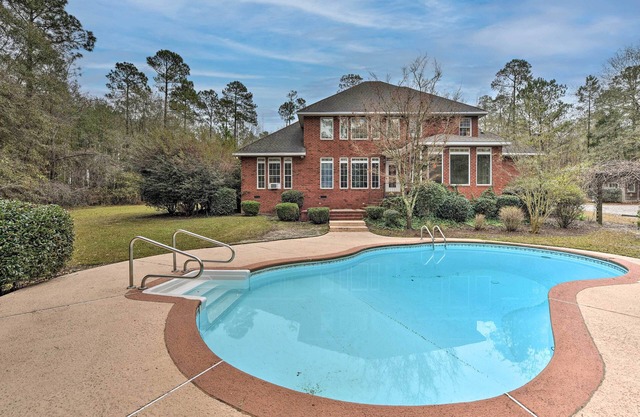 Spacious Statesboro House w/ Private Pool!