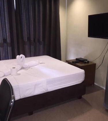 Spacious Studio Apartment B202