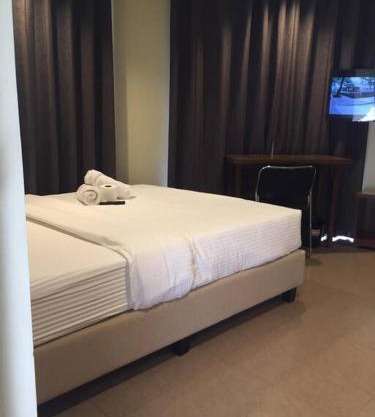 Spacious Studio Apartment B203