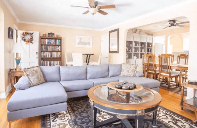 Spacious Townhome in St. Louis