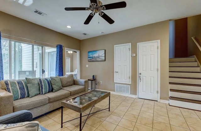 Spacious Townhome near Destin and Elgin AFB