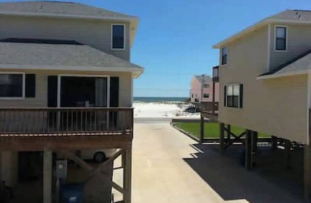 Spacious Townhome Steps To Ocean or Lagoon- Partial Ocean Views, POOL
