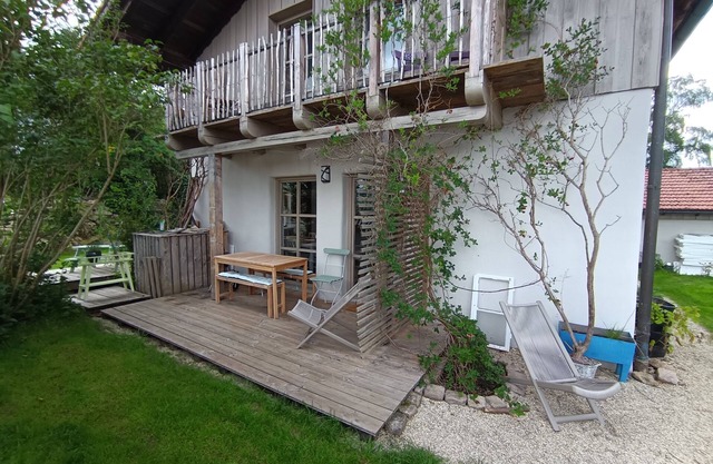 Spacious vacation apartment with balcony & terrace in the Bavarian Forest