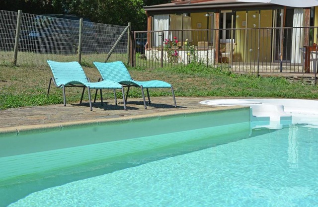 Villa spacieuse à Saint Marsal avec piscine