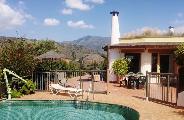 Grande villa au calme, splendides vues, entre mer et montagnes