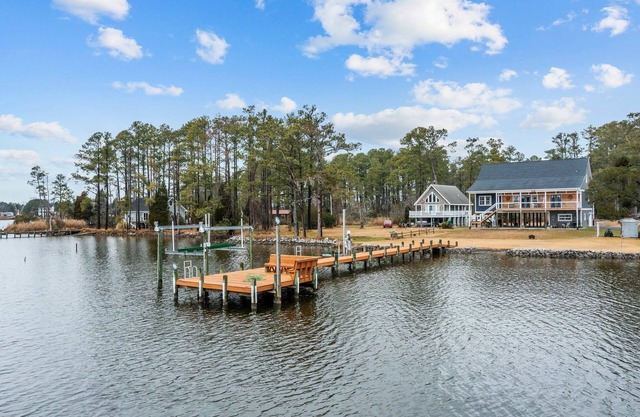 Spacious waterfront home w/ dock, kayaks, paddleboards, cornhole & more!
