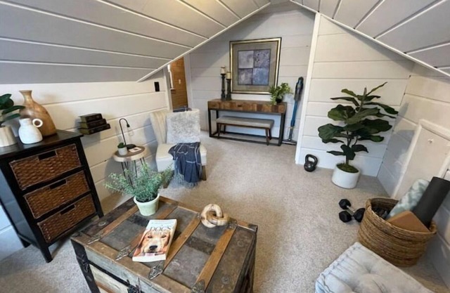 SPAM it up in this cozy retreat!