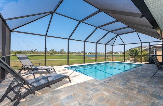 Spanish Villa with Pool overlooking golf course