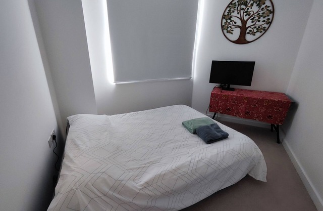 Bedroom, Wembley Stadium