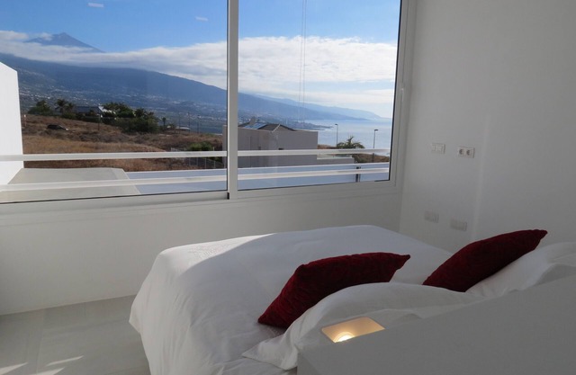 OFFRE SPÉCIALE, Maison très lumineuse avec vue sur le Teide et la mer