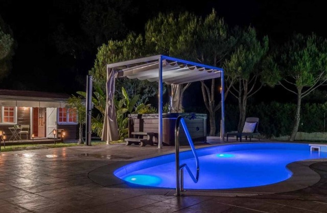 bungalow spectaculaire garage piscine et jacuzzi