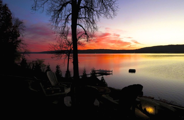 GITE SPECTACULAIRE CÔTÉ EST SUR LE LAC KEUKA