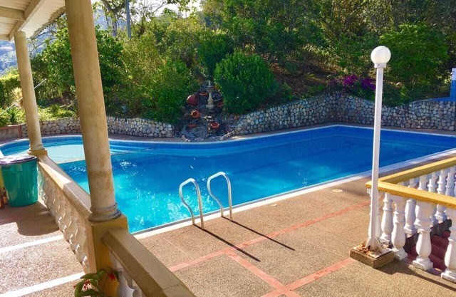 SPECTACULAR FIFTH HOUSE LA ARAMA