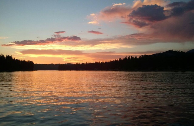 Bass Lake, Spectacular View / Lakeside maison avec Dock, Plage