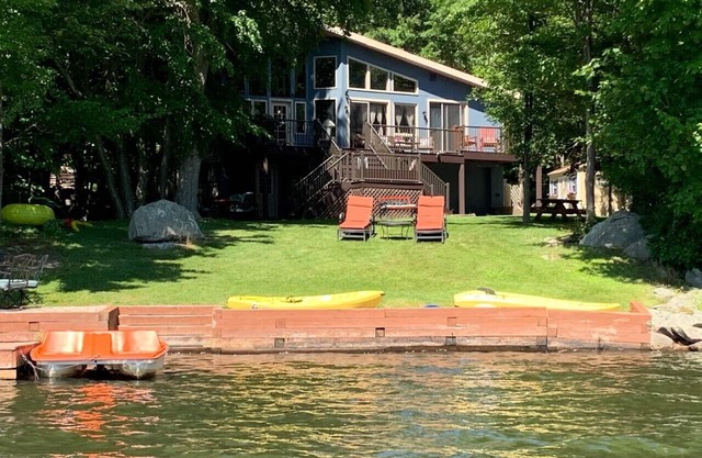 SPECTACULAIRE LAKEFRONT LAKEVIEW HIDEOUT RESORT - PARADIS SUR LE LAC SWIM + GOLF
