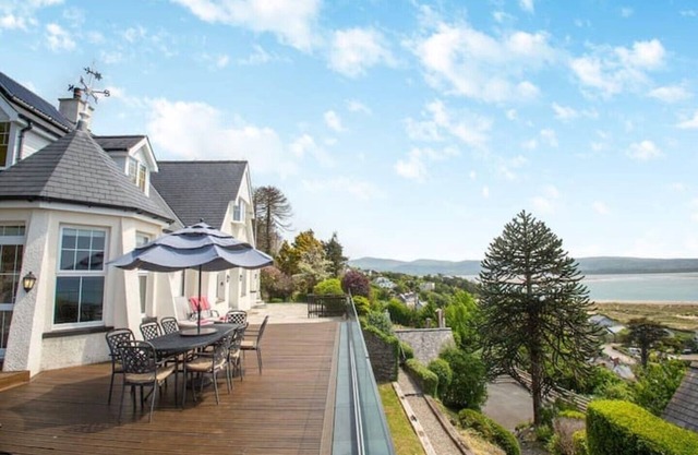 Spectacular Large House With Sea Views - Aberdovey