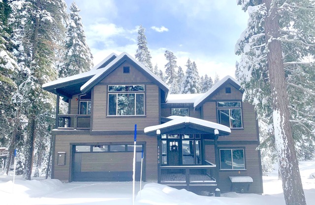 Nouvelle maison spectaculaire du lac Tahoe - «Rivendell - comme à la maison»